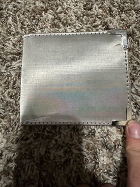 Vintage Silver Metallic Bifold Wallet ID Window Card Holder Retro Men’s